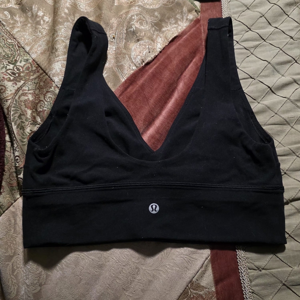 Lululemon Athletica Deep Black V-Neck Bra - Picture 6 of 7